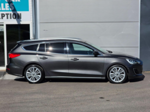 2019 Ford Focus 1.5t Ecoboost Vignale Euro 6 (s/s) 5dr in Grey — image 5