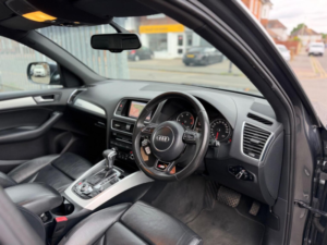 2012 Audi Q5 3.0 Tdi V6 S Line S Tronic Quattro Euro 5 (s/s) 5dr in Grey — image 3