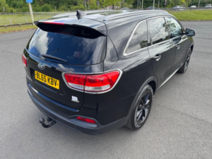2015 Kia Sorento 2.2 Crdi Kx-1 AWD Euro 6 (s/s) 5dr in Black — image 4