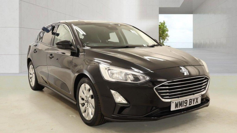 2019 Ford Focus 1.0t Ecoboost Zetec Auto Euro 6 (s/s) 5dr in Black — image 1