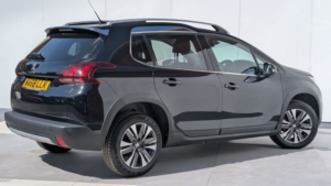 2018 Peugeot 2008 1.2 Puretech Allure Euro 6 (s/s) 5dr in Black — image 5