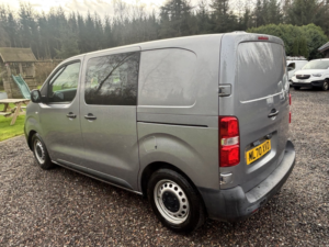 2020 Peugeot Expert (2020) Crew Van 1.5 Hdi 1000 Professional in Grey — image 4