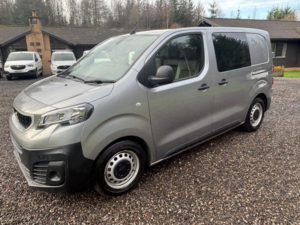 2020 Peugeot Expert (2020) Crew Van 1.5 Hdi 1000 Professional in Grey — image 5