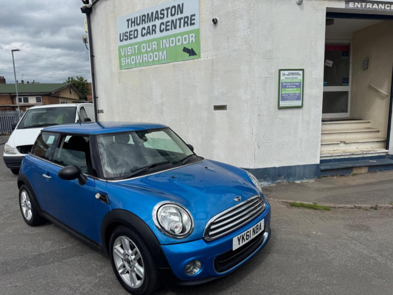 2011 MINI Hatch 1.6 One Pimlico Euro 5 3dr in Blue — image 1