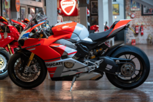 2019 Ducati Panigale V4s Corse *full Ppf-Finance Available* in Multicolour — image 3