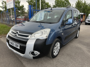 2010 Citroen Berlingo 1.6 Hdi 16v Xtr in Blue — image 2