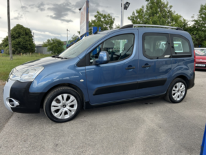 2010 Citroen Berlingo 1.6 Hdi 16v Xtr in Blue — image 3