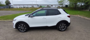 2018 Kia Stonic 1.0 T-Gdi First Edition SUV 5dr Petrol Manual Euro 6 (s/s) (118 Bhp) in White — image 2