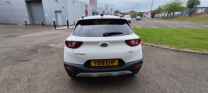 2018 Kia Stonic 1.0 T-Gdi First Edition SUV 5dr Petrol Manual Euro 6 (s/s) (118 Bhp) in White — image 4