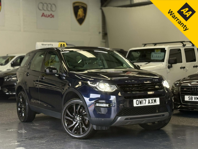 2017 Land Rover Discovery Sport 2.0 Td4 Hse Luxury in Blue — image 1