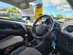 2016 Citroen C1 1.2 Puretech Flair Hatchback 3dr Petrol Manual Euro 6 (82 Ps) in White — image 5