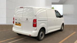 2021 Peugeot Expert 2.0 Bluehdi 1400 Professional in White — image 3