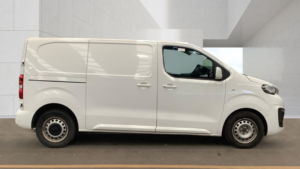 2021 Peugeot Expert 2.0 Bluehdi 1400 Professional in White — image 5