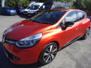 2016 Renault Clio 0.9 Tce Dynamique S Nav Euro 6 (s/s) 5dr in Red — image 3
