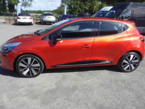 2016 Renault Clio 0.9 Tce Dynamique S Nav Euro 6 (s/s) 5dr in Red — image 5