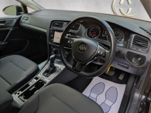 2018 Volkswagen Golf 1.5 Tsi Evo Bluemotion Tech Se Nav DSG Euro 6 (s/s) 5dr in Black — image 3