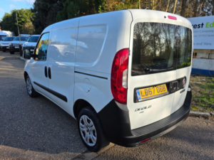 2017 Fiat Doblo 1.3 Multijetii Sx L1 H1 Euro 6 5dr in White — image 5