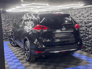2018 Nissan X-Trail 2.0 Dci Tekna Xtron Euro 6 (s/s) 5dr in Black — image 4