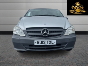2012 Mercedes-Benz Vito 2.1 116 Cdi Dualiner Sport in Silver — image 2