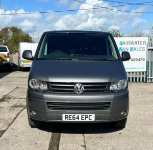 2014 Volkswagen Transporter 2.0 Tdi Bluemotion Tech T30 Highline L1 H1 4dr in Grey — image 2