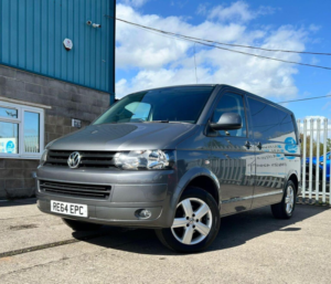 2014 Volkswagen Transporter 2.0 Tdi Bluemotion Tech T30 Highline L1 H1 4dr in Grey — image 3