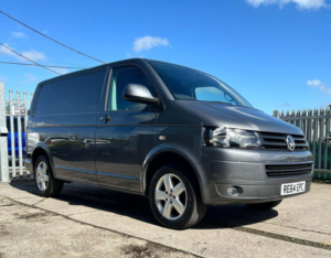 2014 Volkswagen Transporter 2.0 Tdi Bluemotion Tech T30 Highline L1 H1 4dr in Grey — image 6
