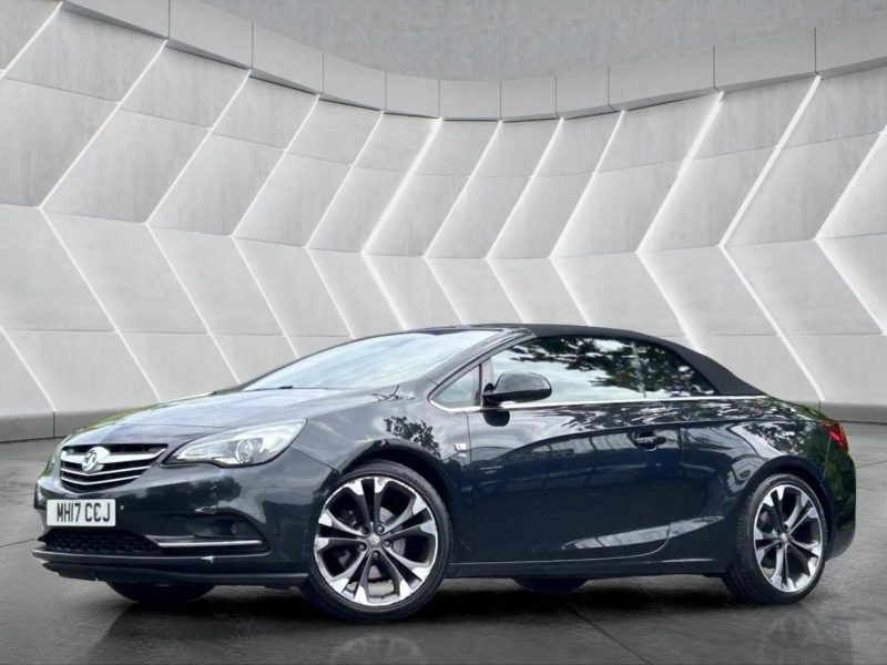2017 Vauxhall Cascada 1.4i Turbo Elite Euro 6 (s/s) 2dr in Black — image 1