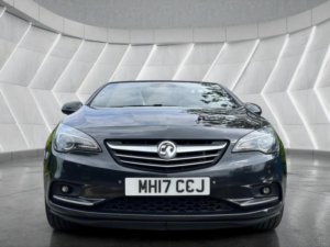 2017 Vauxhall Cascada 1.4i Turbo Elite Euro 6 (s/s) 2dr in Black — image 4