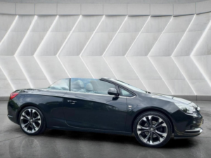 2017 Vauxhall Cascada 1.4i Turbo Elite Euro 6 (s/s) 2dr in Black — image 6