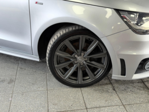 2015 Audi A1 1.6 Tdi S Line Style Edition Euro 5 (s/s) 3dr in Silver — image 2