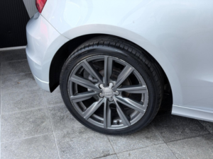 2015 Audi A1 1.6 Tdi S Line Style Edition Euro 5 (s/s) 3dr in Silver — image 6