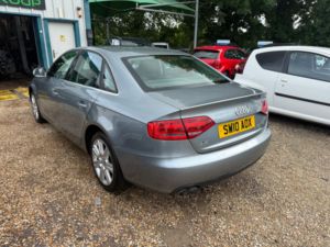 2010 Audi A4 2.0 Tdi Executive Se Saloon 4dr Diesel Manual Euro 4 (143 Ps) in Grey — image 4