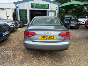 2010 Audi A4 2.0 Tdi Executive Se Saloon 4dr Diesel Manual Euro 4 (143 Ps) in Grey — image 5