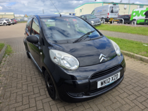 2012 Citroen C1 1.0 I Vt in Black — image 2