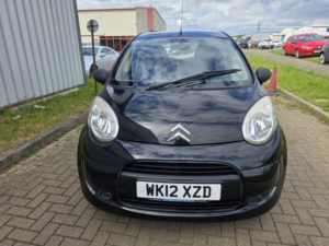2012 Citroen C1 1.0 I Vt in Black — image 4