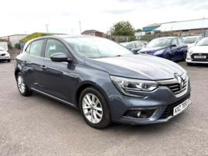 2017 Renault Megane 1.5 Dci Dynamique Nav Euro 6 (s/s) 5dr in Grey — image 2