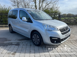 2018 Peugeot Partner Tepee 1.6 Bluehdi Active 5 Seater in Silver — image 2
