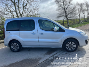 2018 Peugeot Partner Tepee 1.6 Bluehdi Active 5 Seater in Silver — image 4