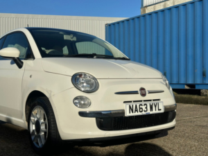 2013 Fiat 500 1.2 Lounge in White — image 5
