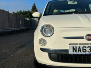 2013 Fiat 500 1.2 Lounge in White — image 6