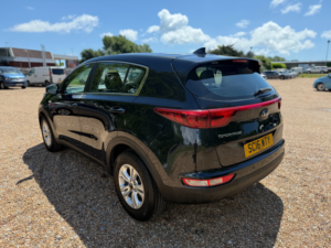 2016 Kia Sportage 1.7 Crdi 1 SUV 5dr Diesel Manual Euro 6 (s/s) (114 Bhp) in Black — image 5
