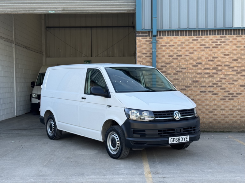 2018 Volkswagen Transporter 2.0 Tdi T28 Startline Bmt 102 Startline Van Euro 6 in White — image 1