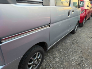2010 Daihatsu Hijet Van Deck Van 4WD in Silver — image 4