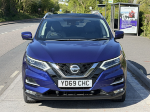 2019 Nissan Qashqai 1.3 Dig-T Tekna in Blue — image 4