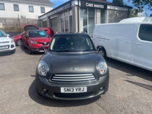 2013 MINI Countryman 1.6 Cooper SUV 5dr Petrol Auto Euro 5 (122 Ps) in Grey — image 2