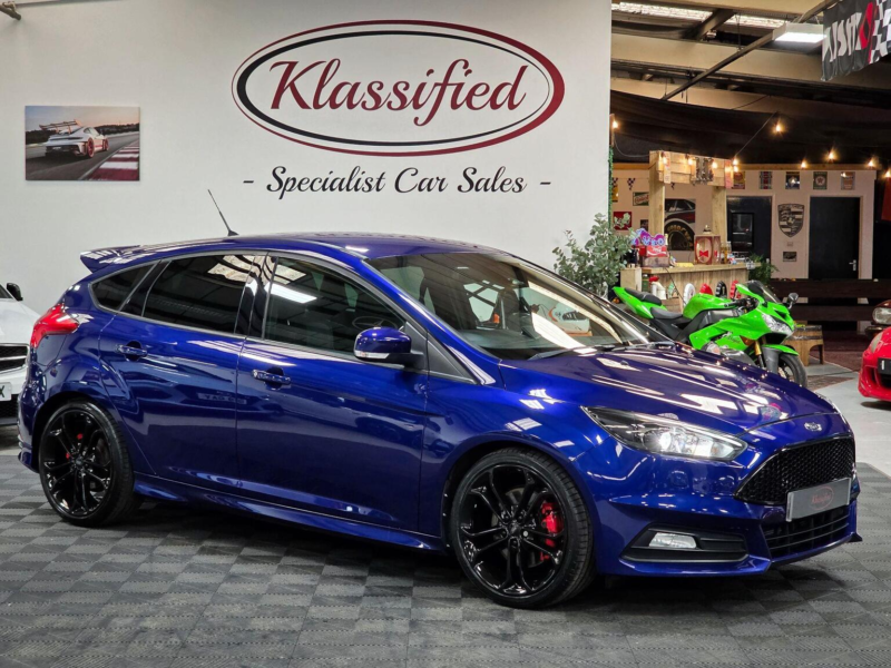 2016 Ford Focus 2.0t Ecoboost St-3 Euro 6 (s/s) 5dr in Blue — image 1