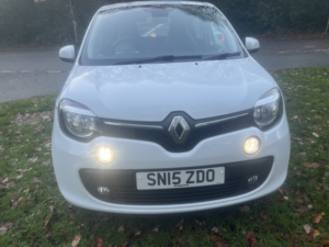 2015 Renault Twingo 1.0 Dynamique Sce 70 Stop & Start in White — image 2