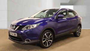 2014 Nissan Qashqai 1.2 Dig-T Tekna 2WD Euro 5 (s/s) 5dr in Blue — image 3