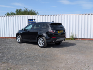2017 Land Rover Discovery Sport 2.0 Td4 Hse in Black — image 6