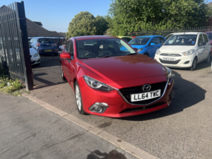 2014 Mazda Mazda3 2.2 Skyactiv-D Sport Nav in Red — image 5